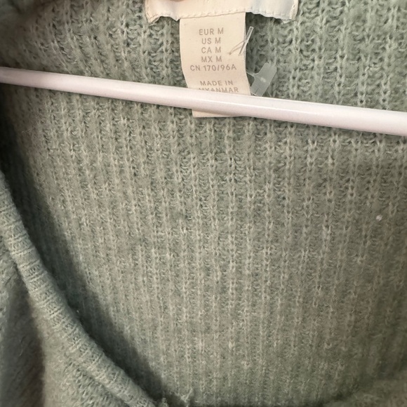 Light Green Cardigan - Picture 2 of 2